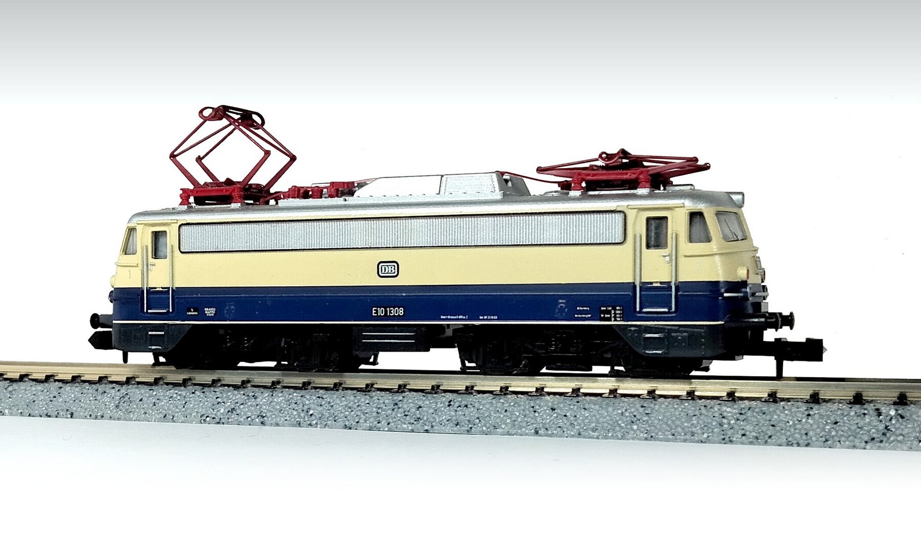 Minitrix - DB E10 "Rheingold"